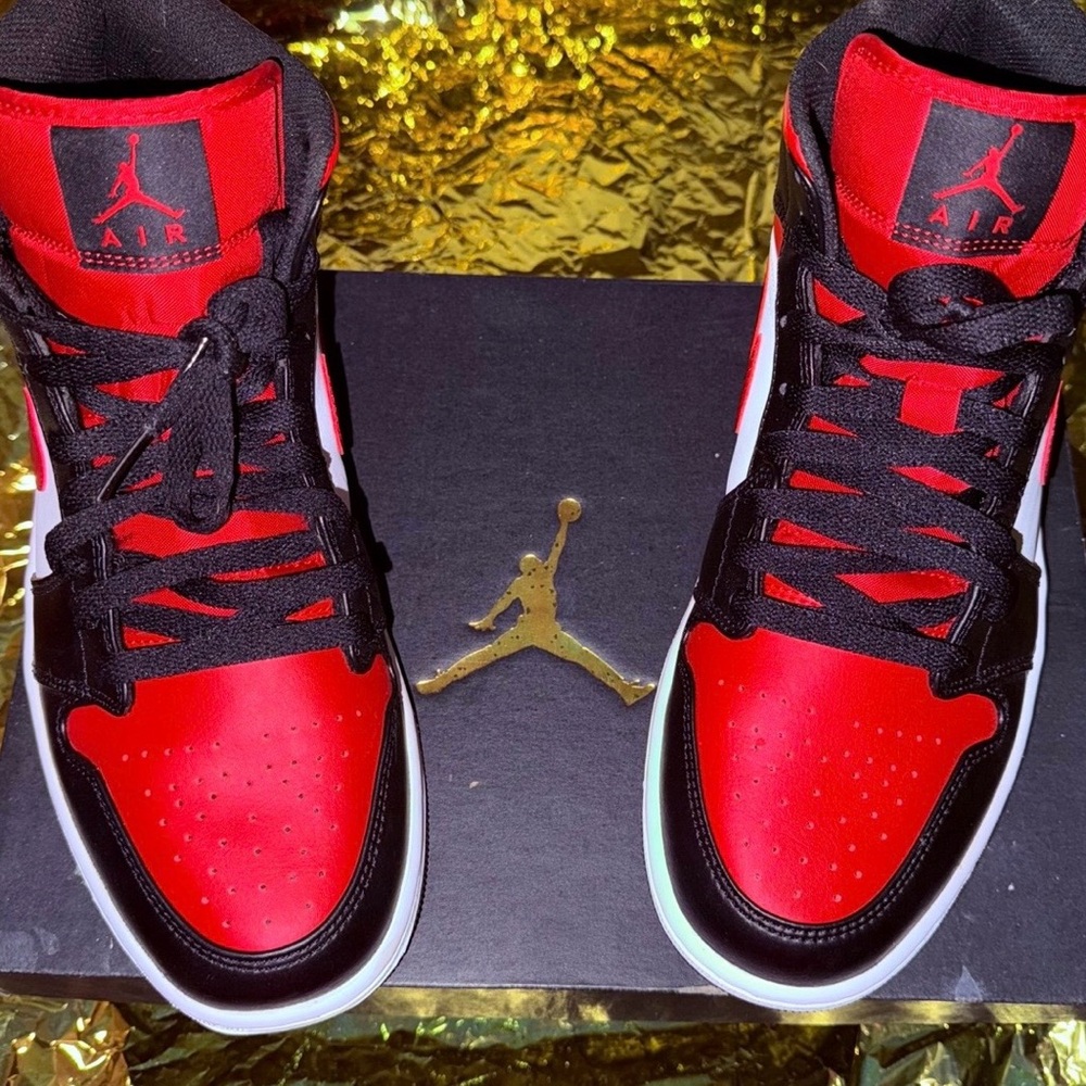 Air Jordan Red and Black Sneakers Men’s Size 10